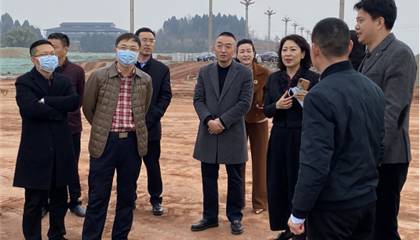涂虹常委與吳新春副市長赴遂寧市公共衛(wèi)生臨床醫(yī)療中心項(xiàng)目建設(shè)現(xiàn)場(chǎng)調(diào)研
